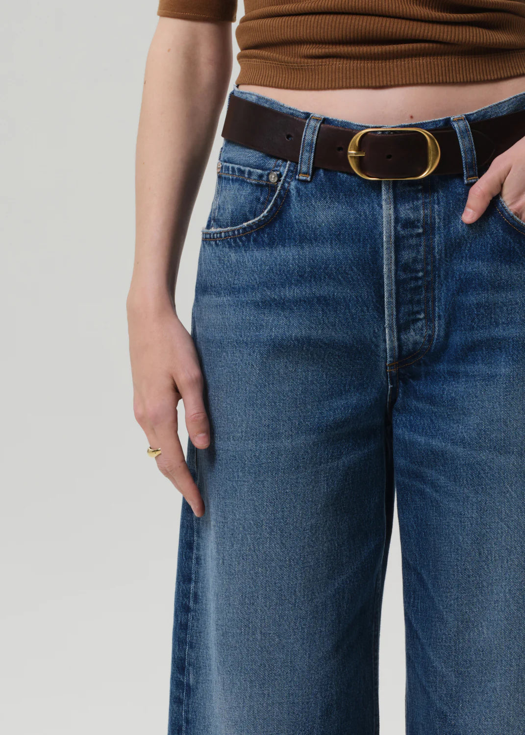 AYLA RAW HEM CROP - CHAYA