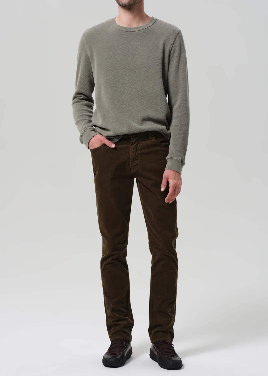 GAGE STRAIGHT - OLIVE CORDUROY