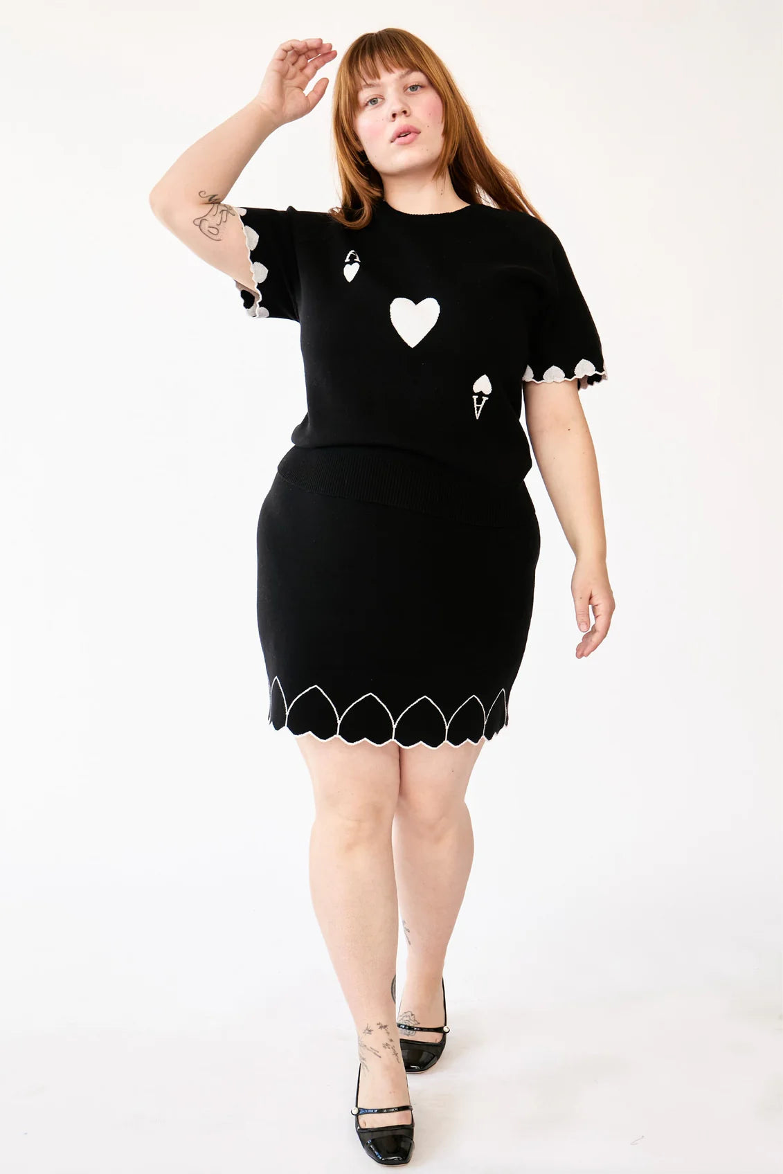 MOLLY PULLOVER - BLACK