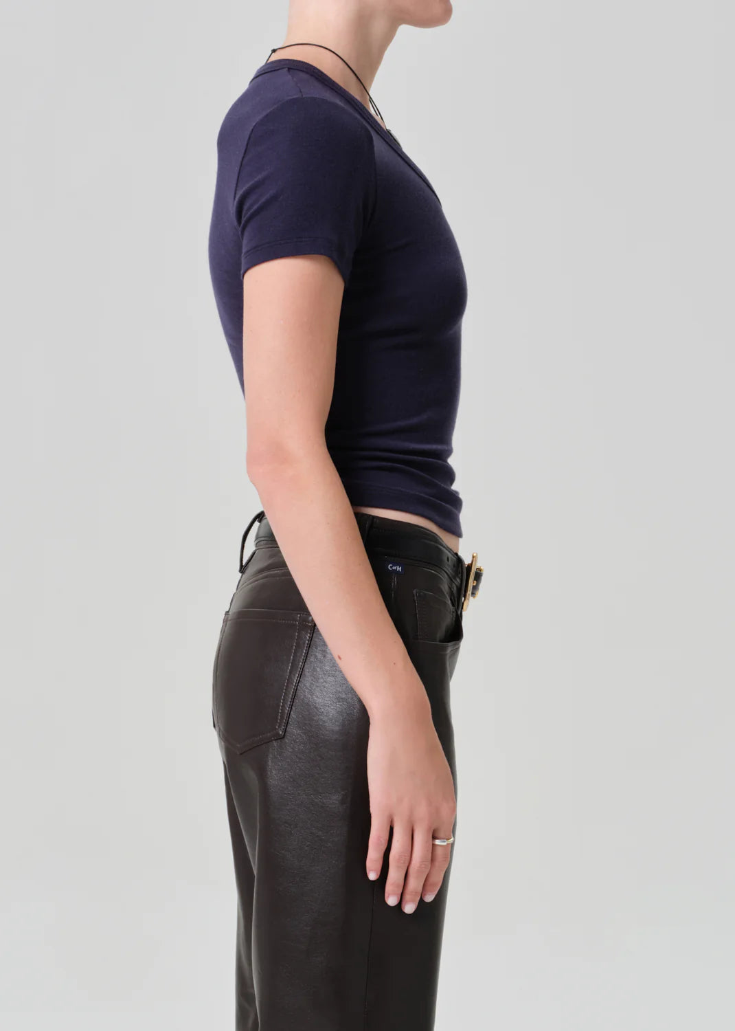 MAUDE U-NECK TEE - NAVY