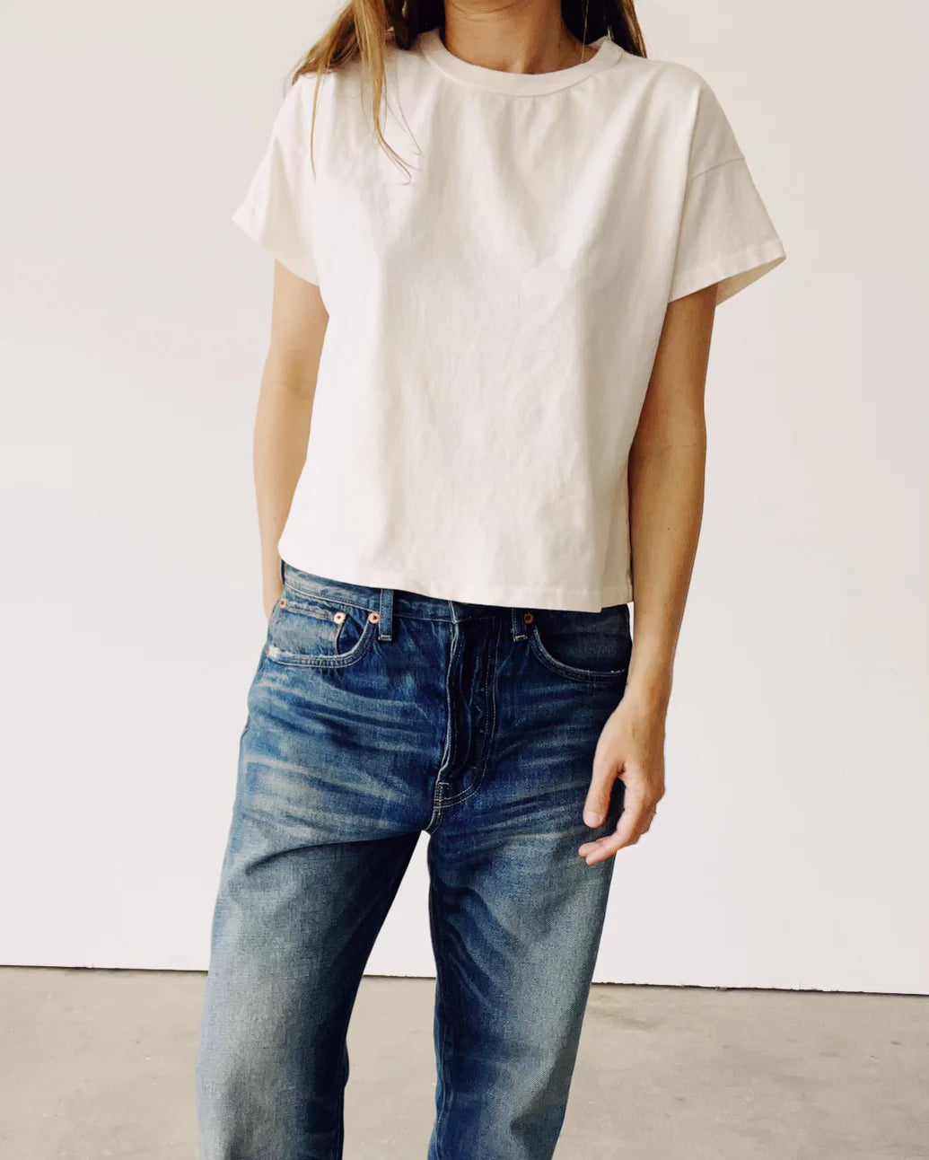 THE BOXY TEE - WHITE