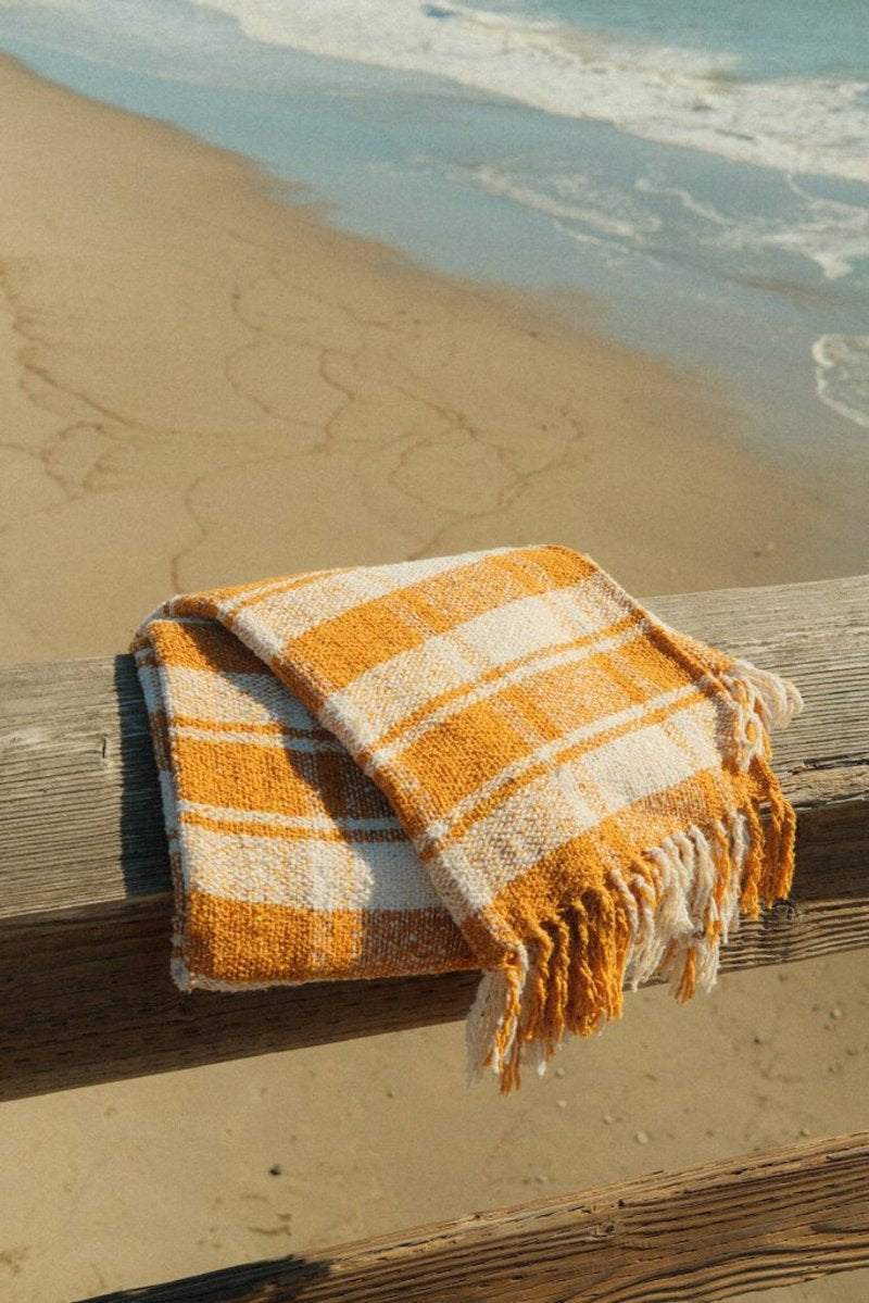 SUNDREAM THROW