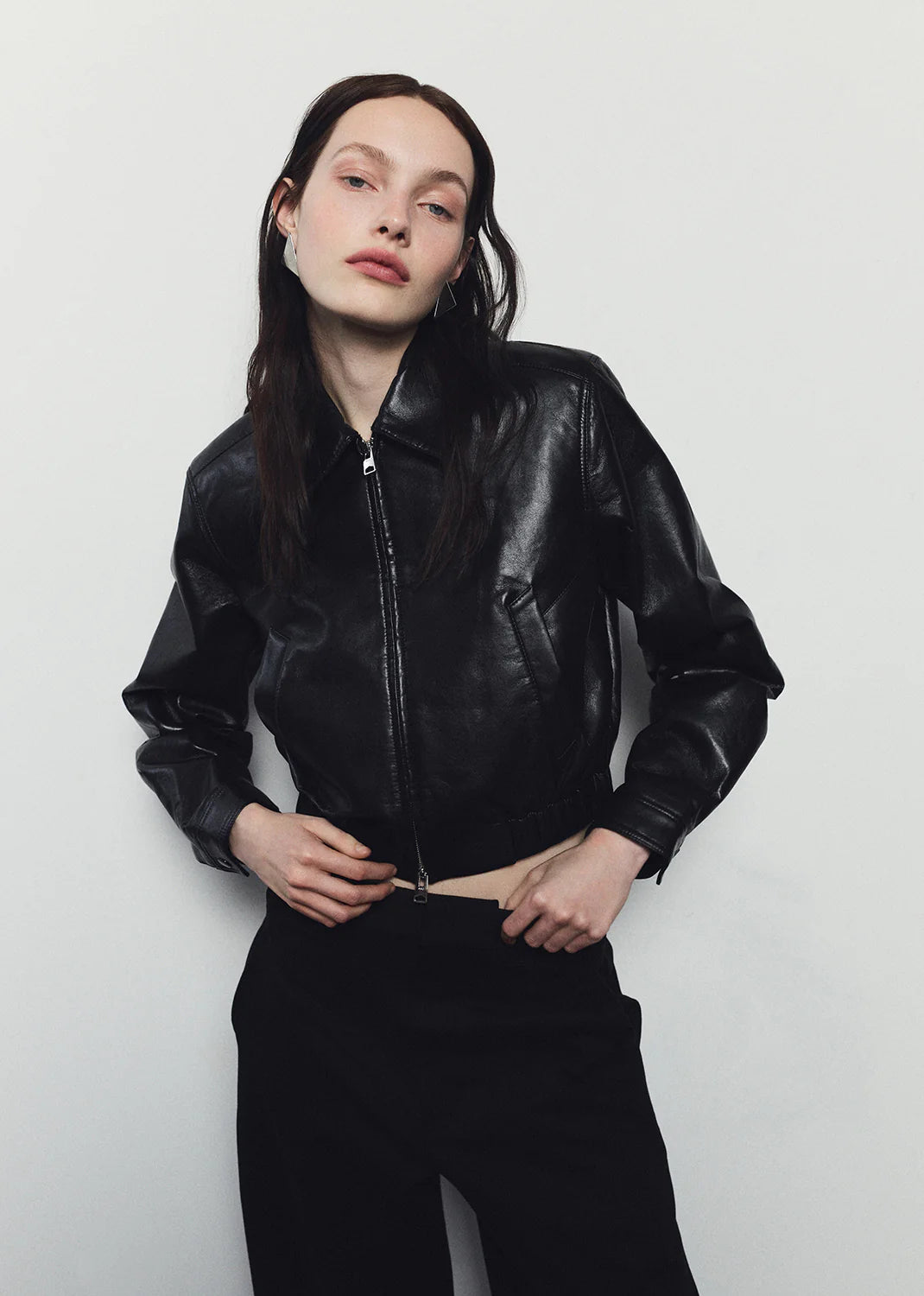 ESSIE CROPPED JACKET - BLACK