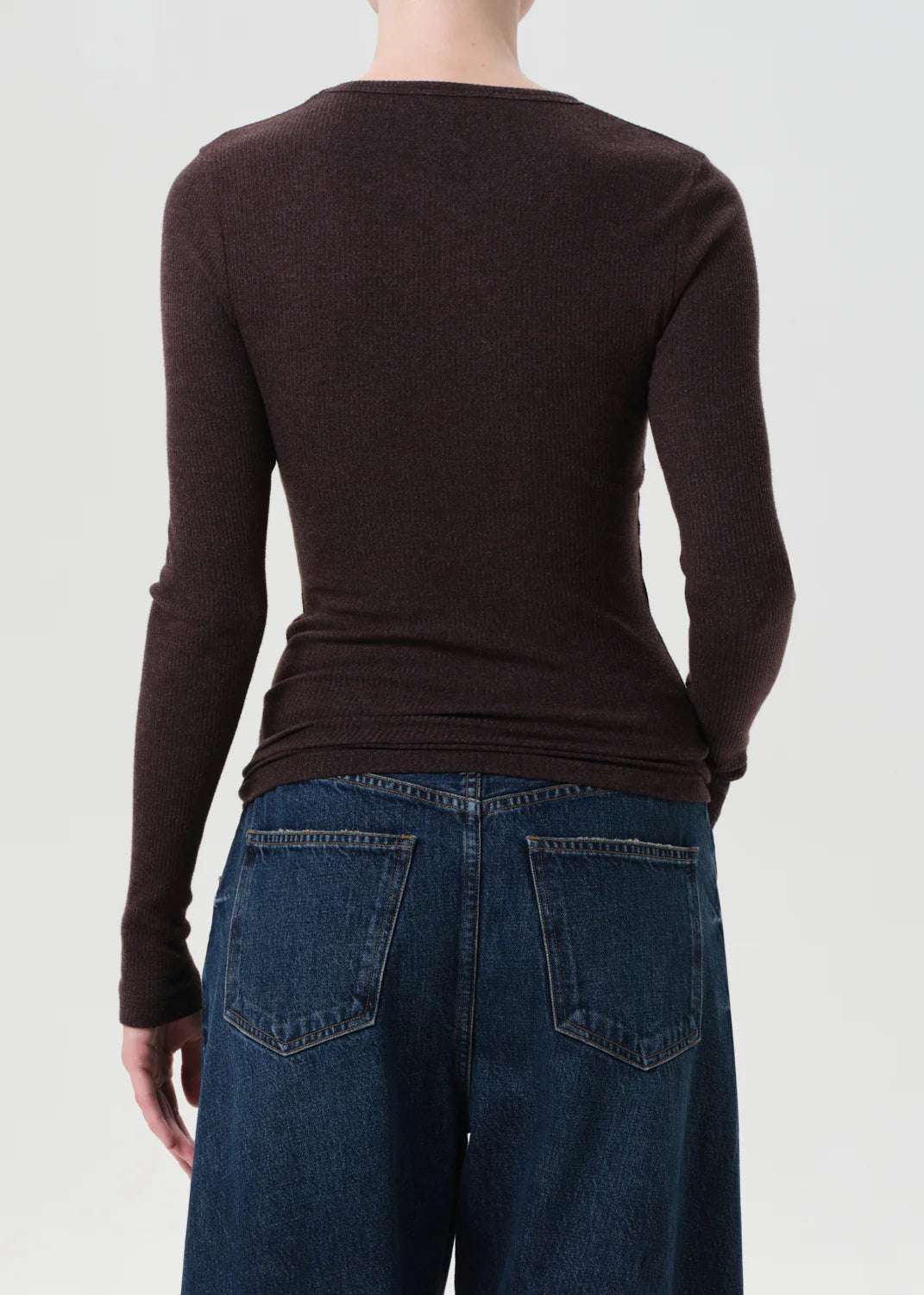 DELPHI SLIM TEE - ROOT BROWN