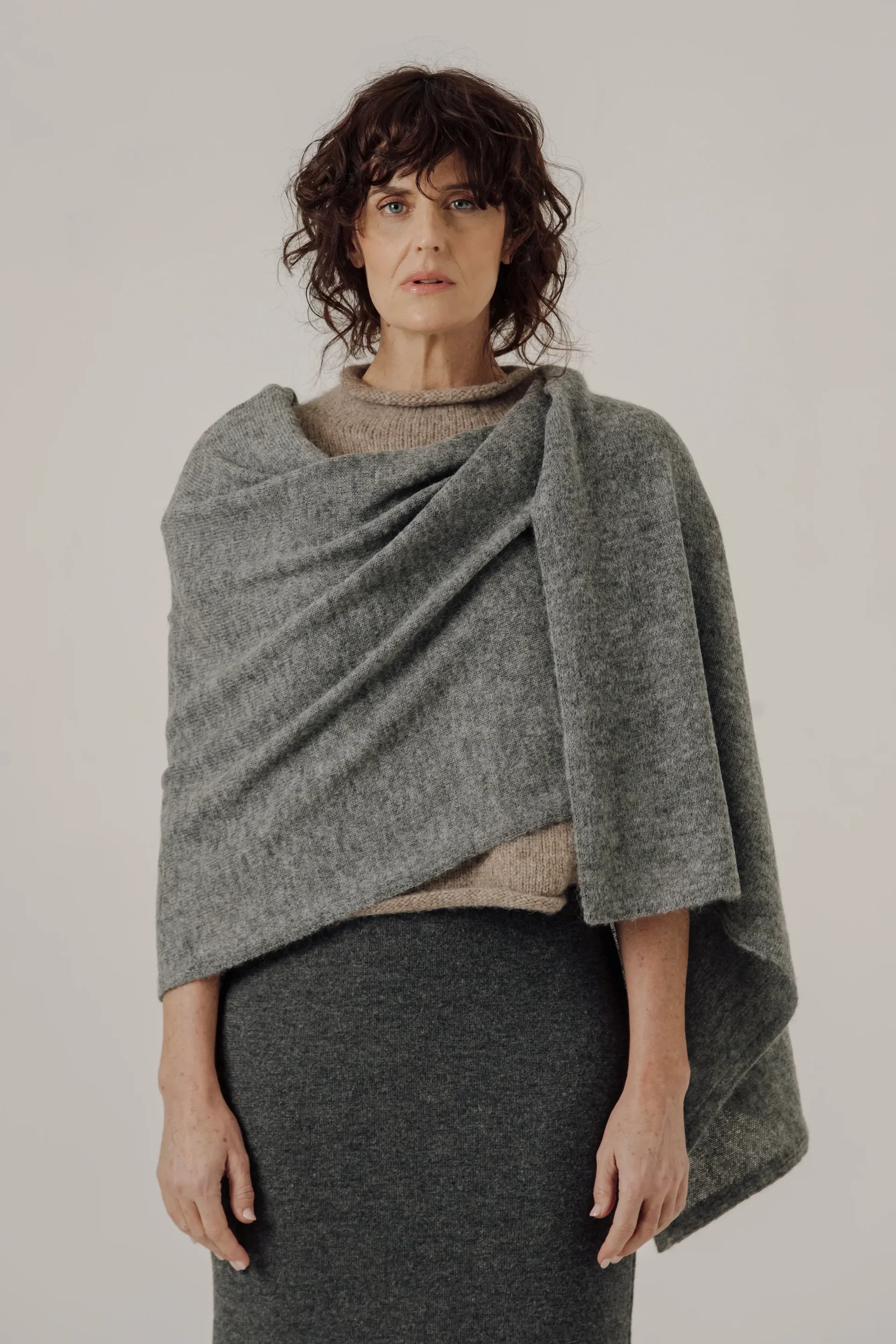 BABY ALPACA TRAVEL WRAP