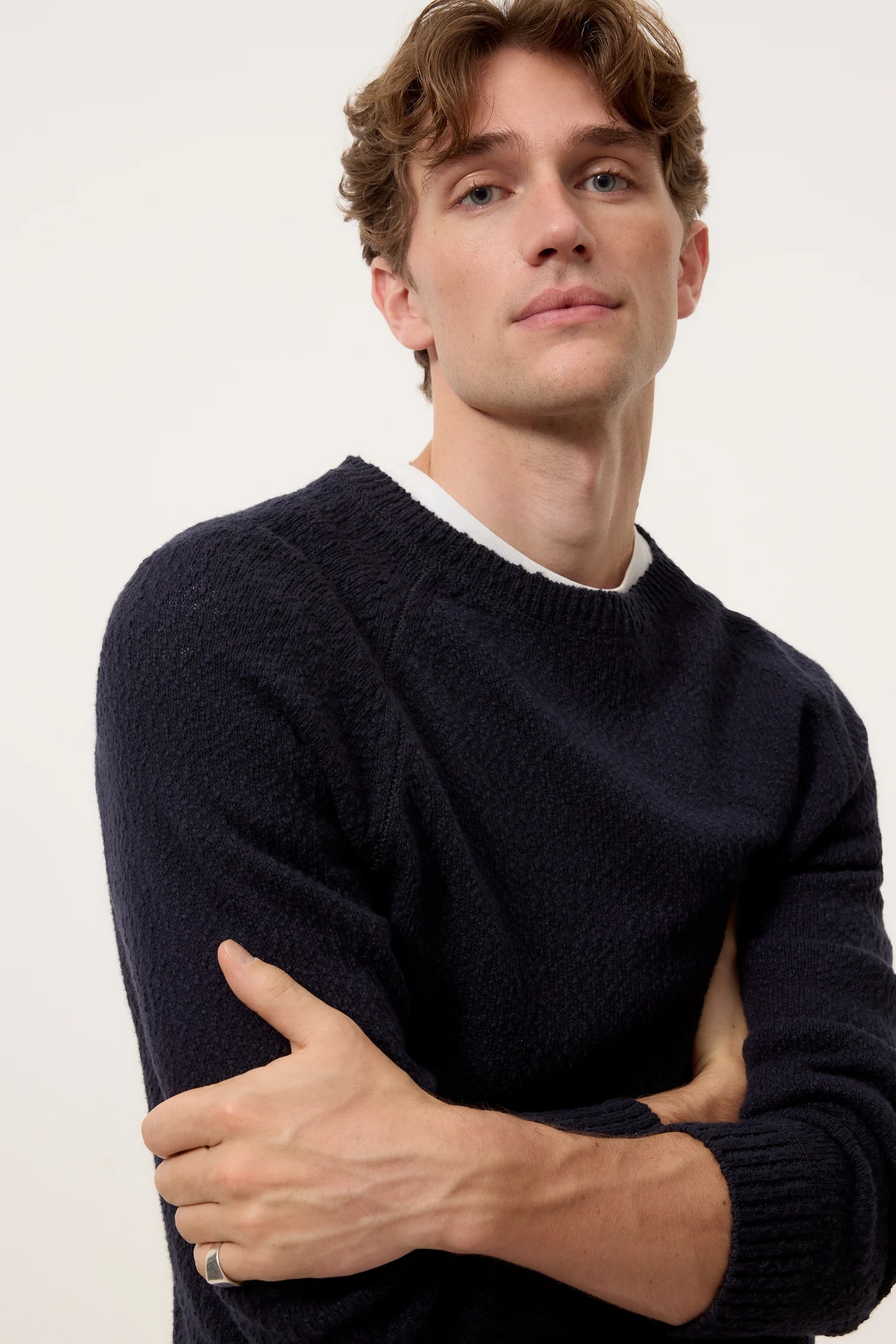 OVERLOCK RAGLAN JUMPER - DARK NIGHT