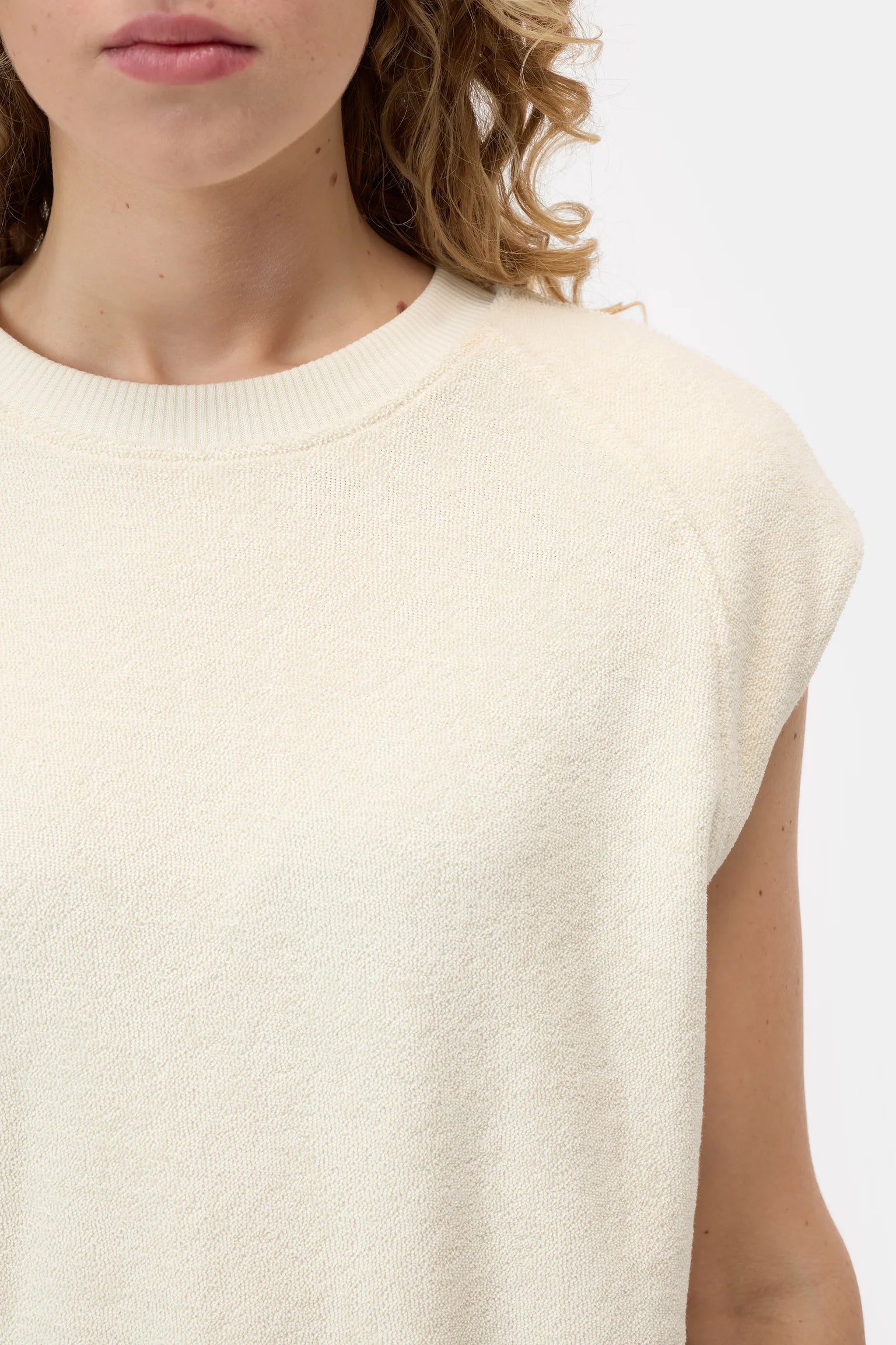 WAISTED CREWNECK - WITHERIT BEIGE