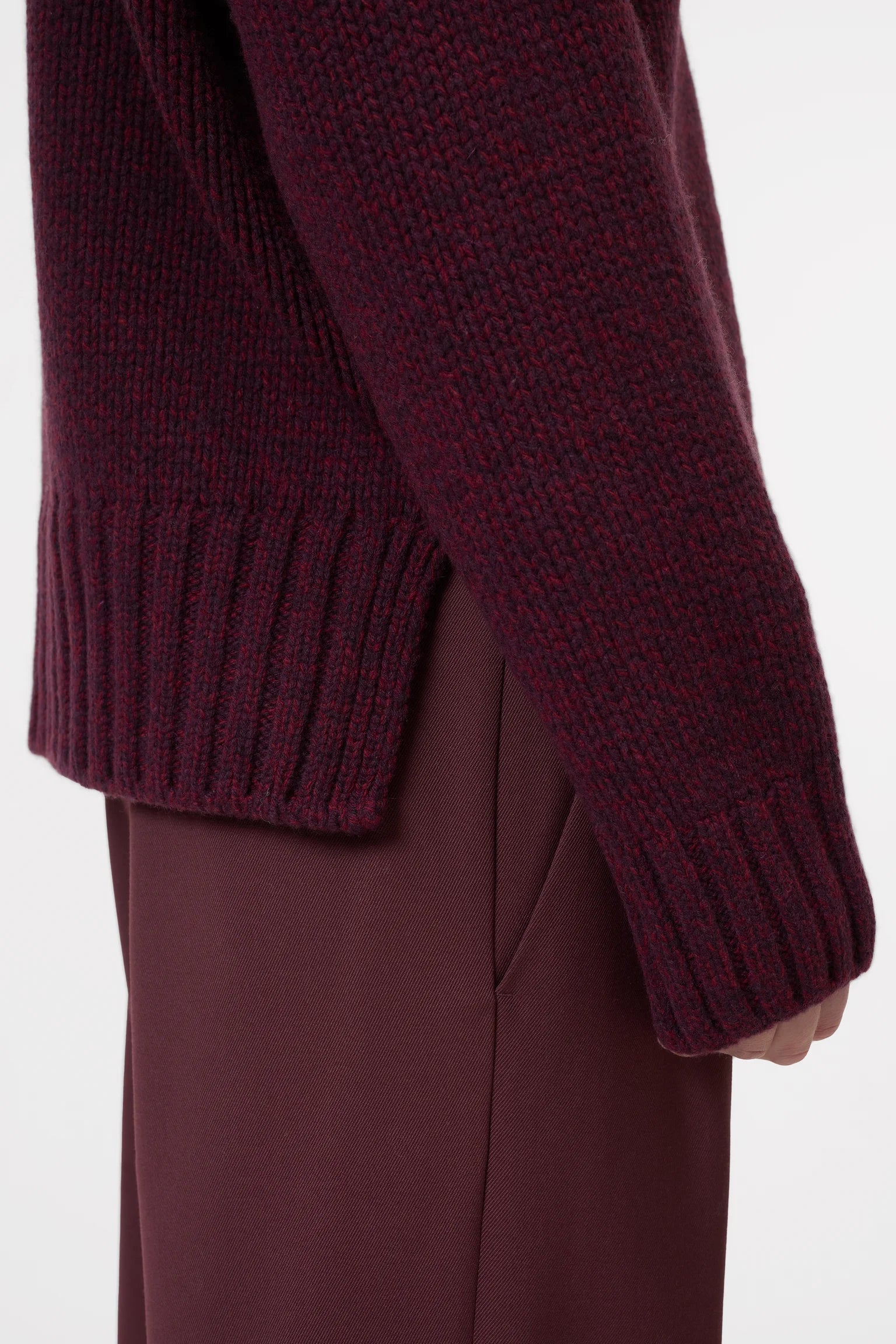 ROLLI FUNNEL SWEATER - DARK RAISIN