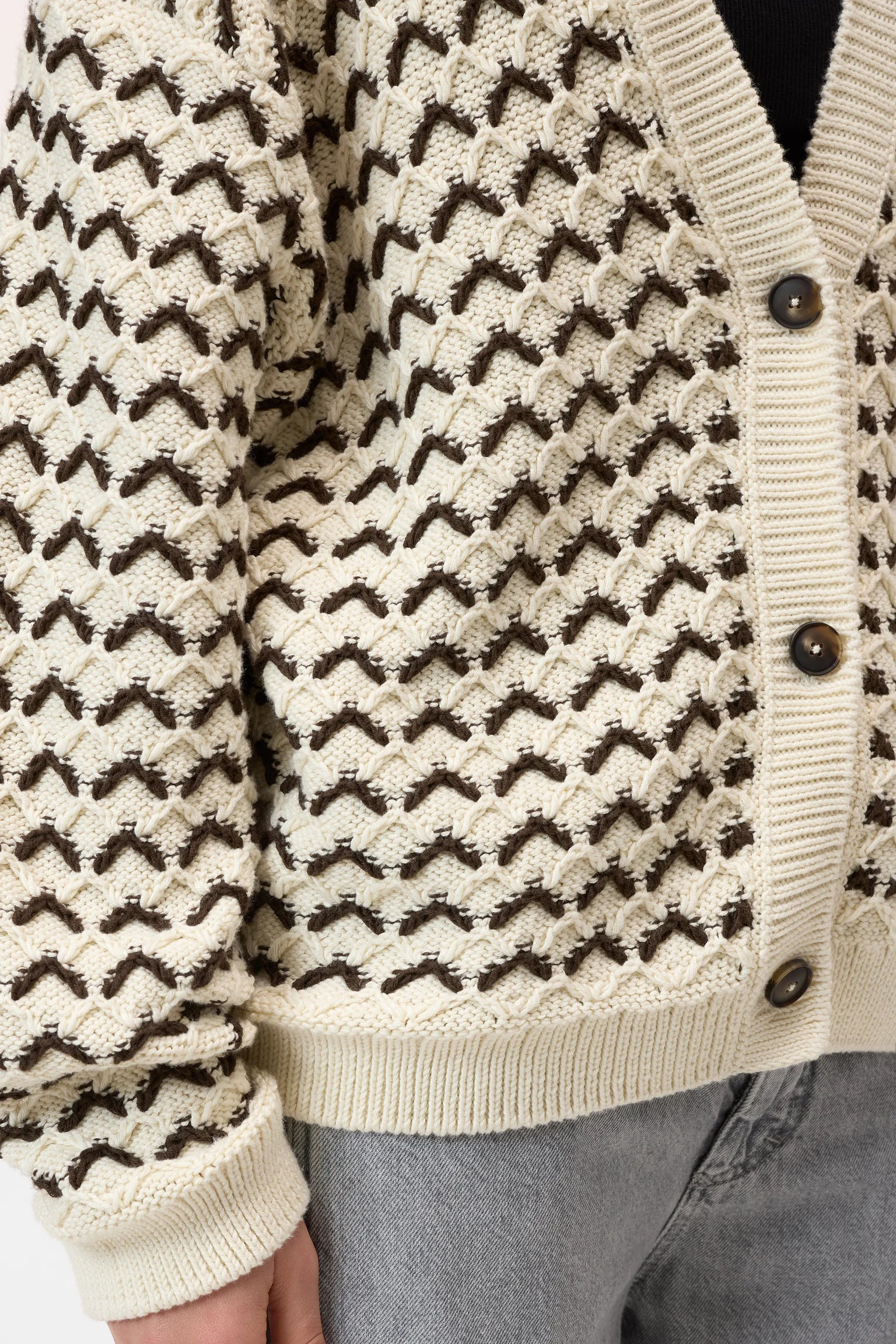 V-NECK CARDIGAN - WITHERIT BEIGE
