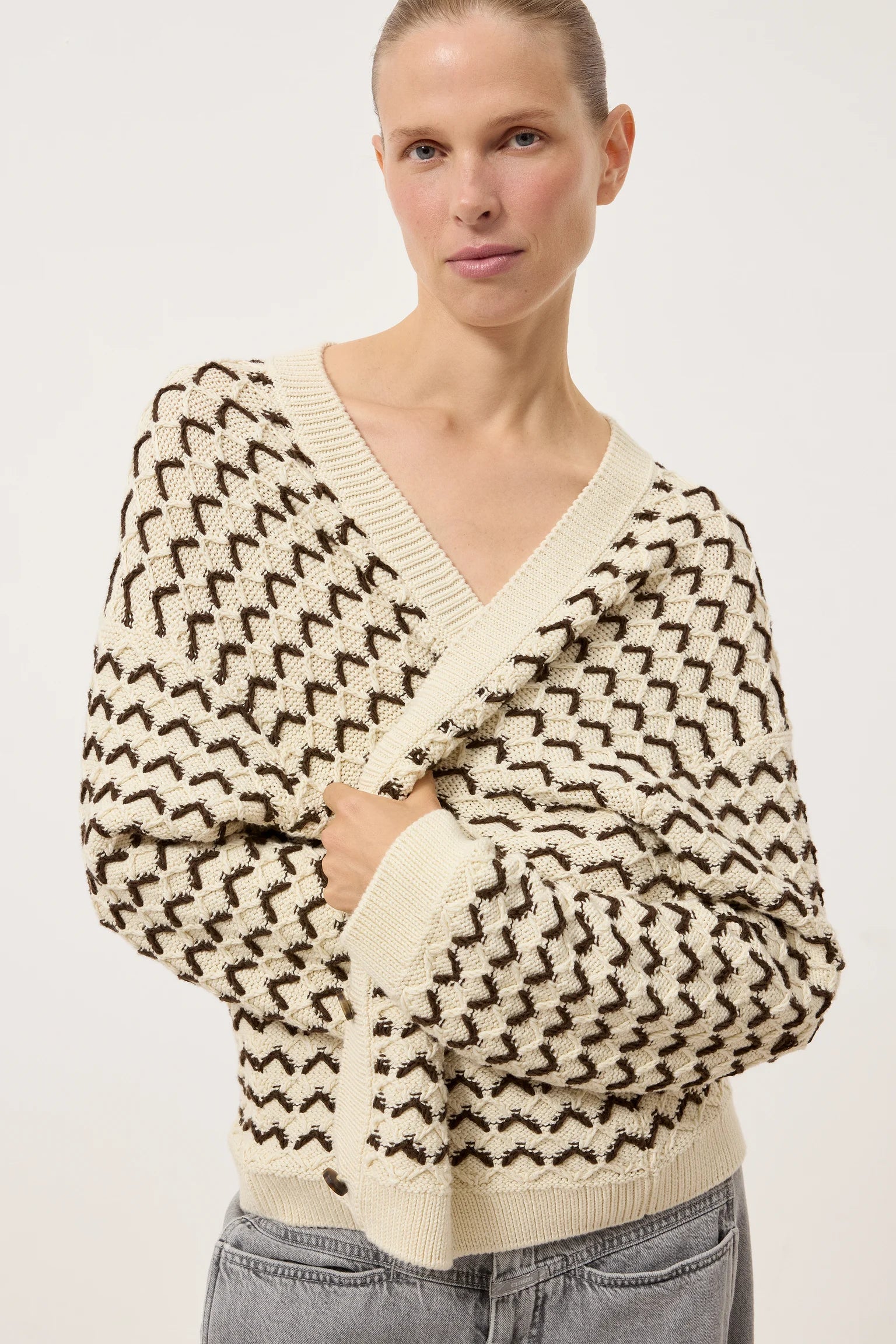 V-NECK CARDIGAN - WITHERIT BEIGE