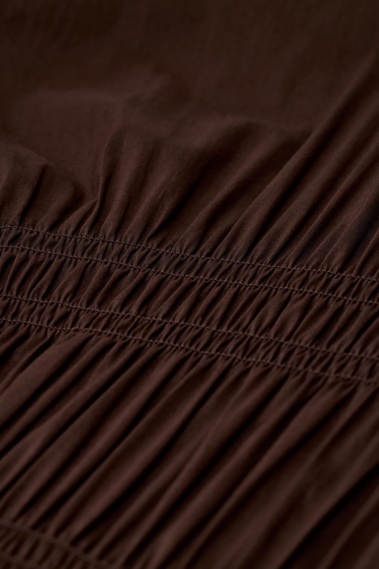 SMOCKED DRESS - MAPLE BROWN