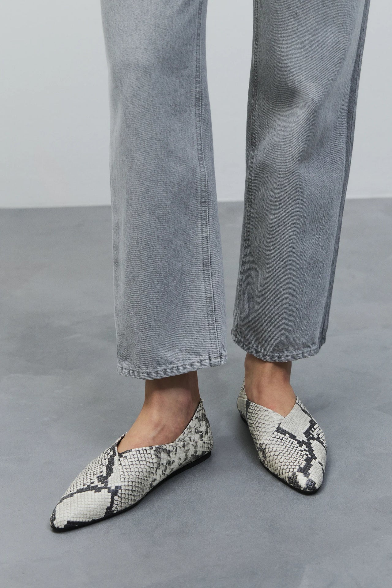 BALLERINA - IVORY SNAKE