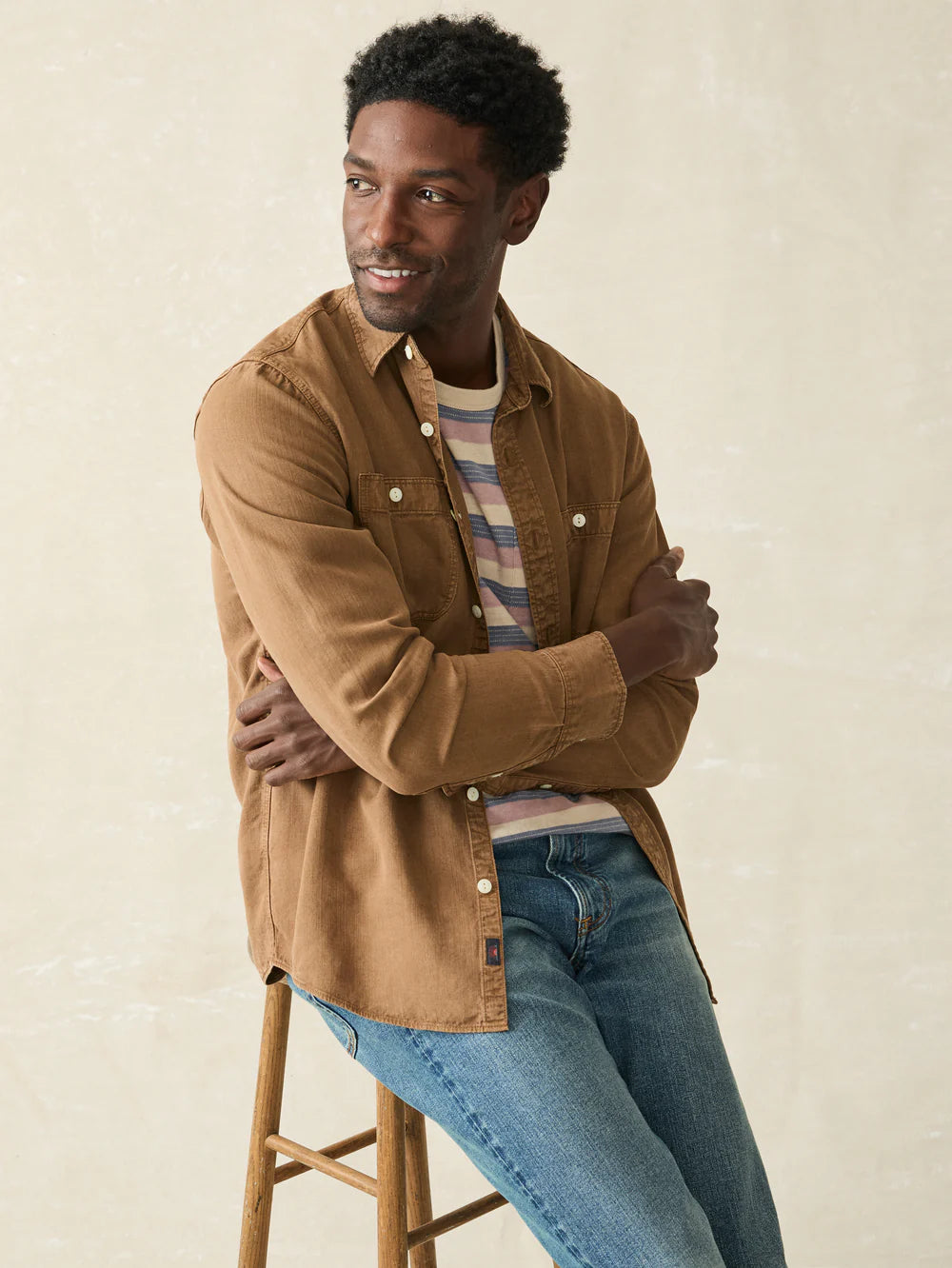 TRIED AND TRUE CHAMBRAY WORKSHIRT - SAHARA KHAKI