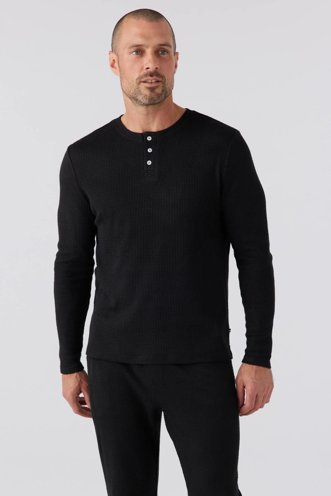 ELM HENLEY - V BLACK