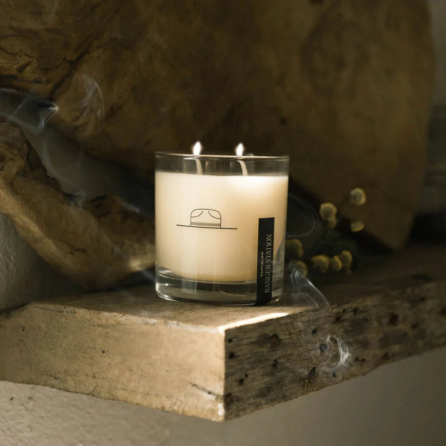 SANTALUM CANDLE