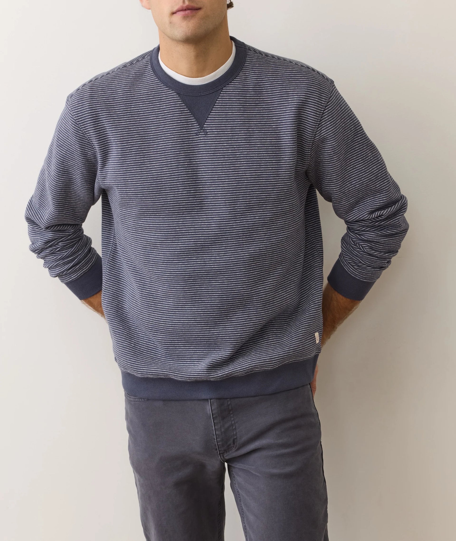 RELAXED CLOUD 9 FLEECE CREWNECK - NAVY MINI STRIPE