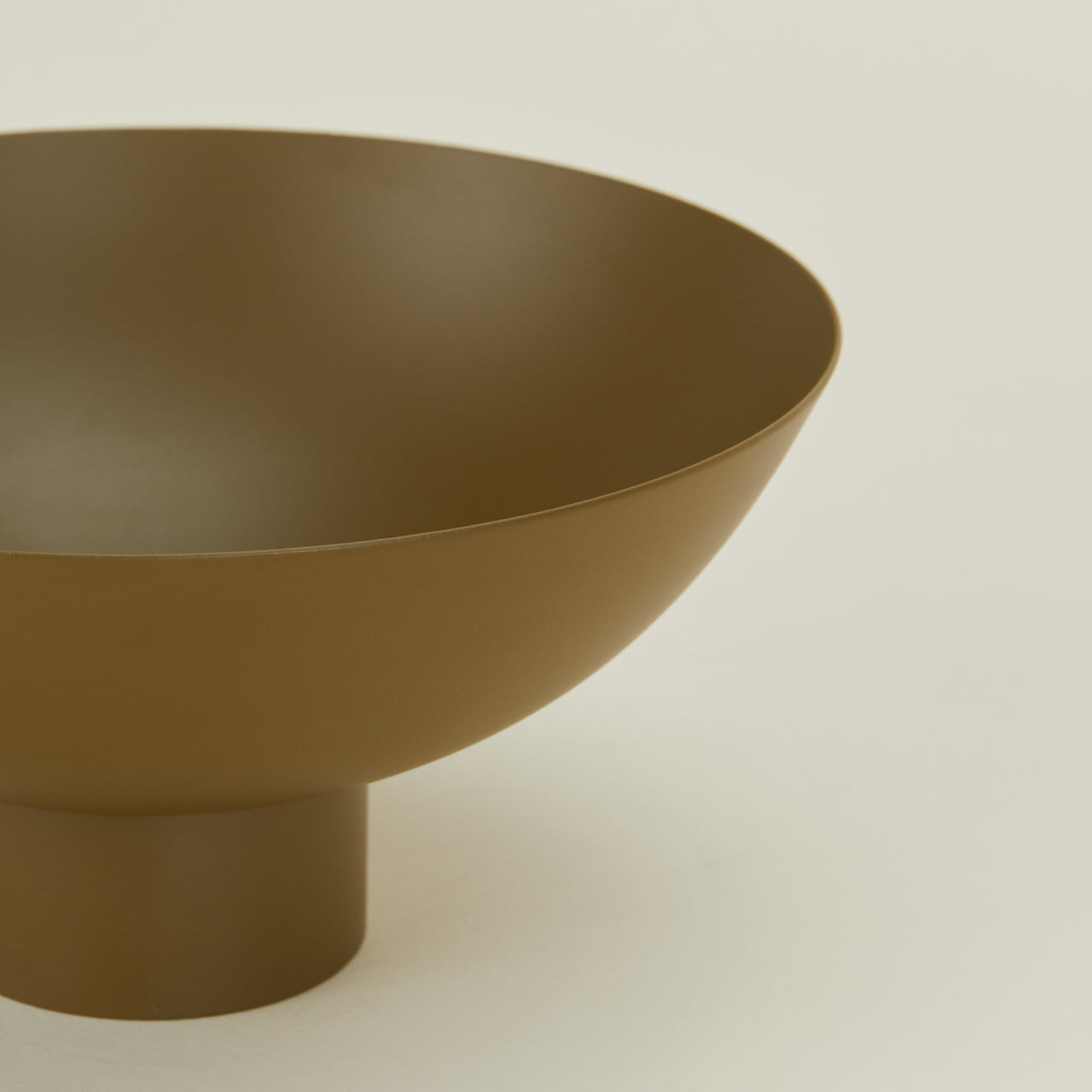 SMALL FOOTED BOWL - OLIVE