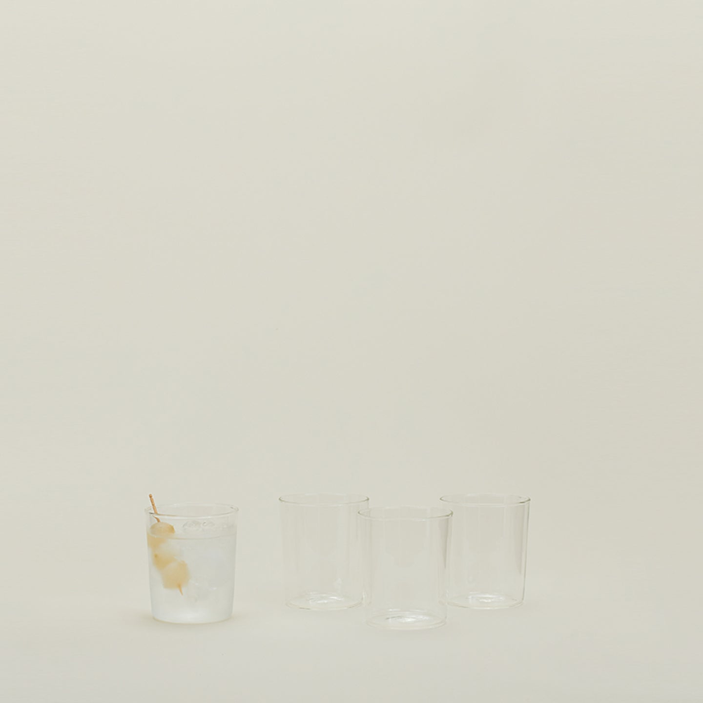 ESSENTIAL GLASSWARE - CLEAR (Set of 4)