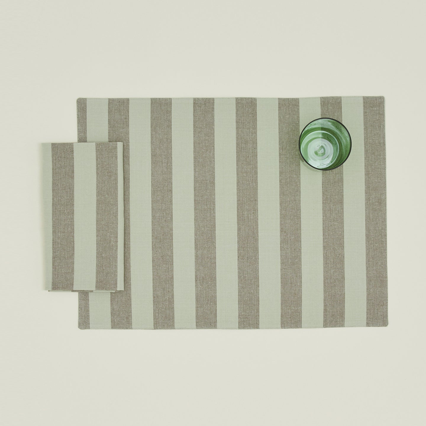 ESSENTIAL STRIPED PLACEMATS (SET OF 4) - OLIVE & SAGE