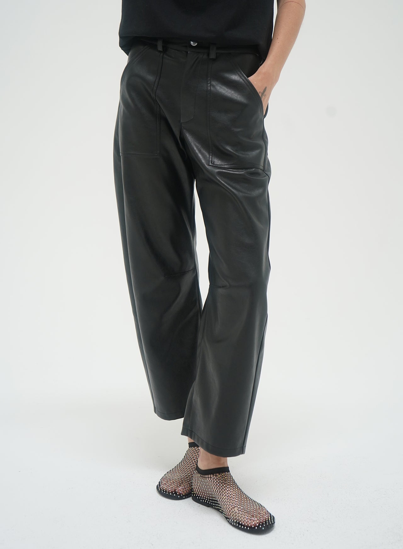 HORSESHOE BEND FAUX LEAHTER PANT - BLACK