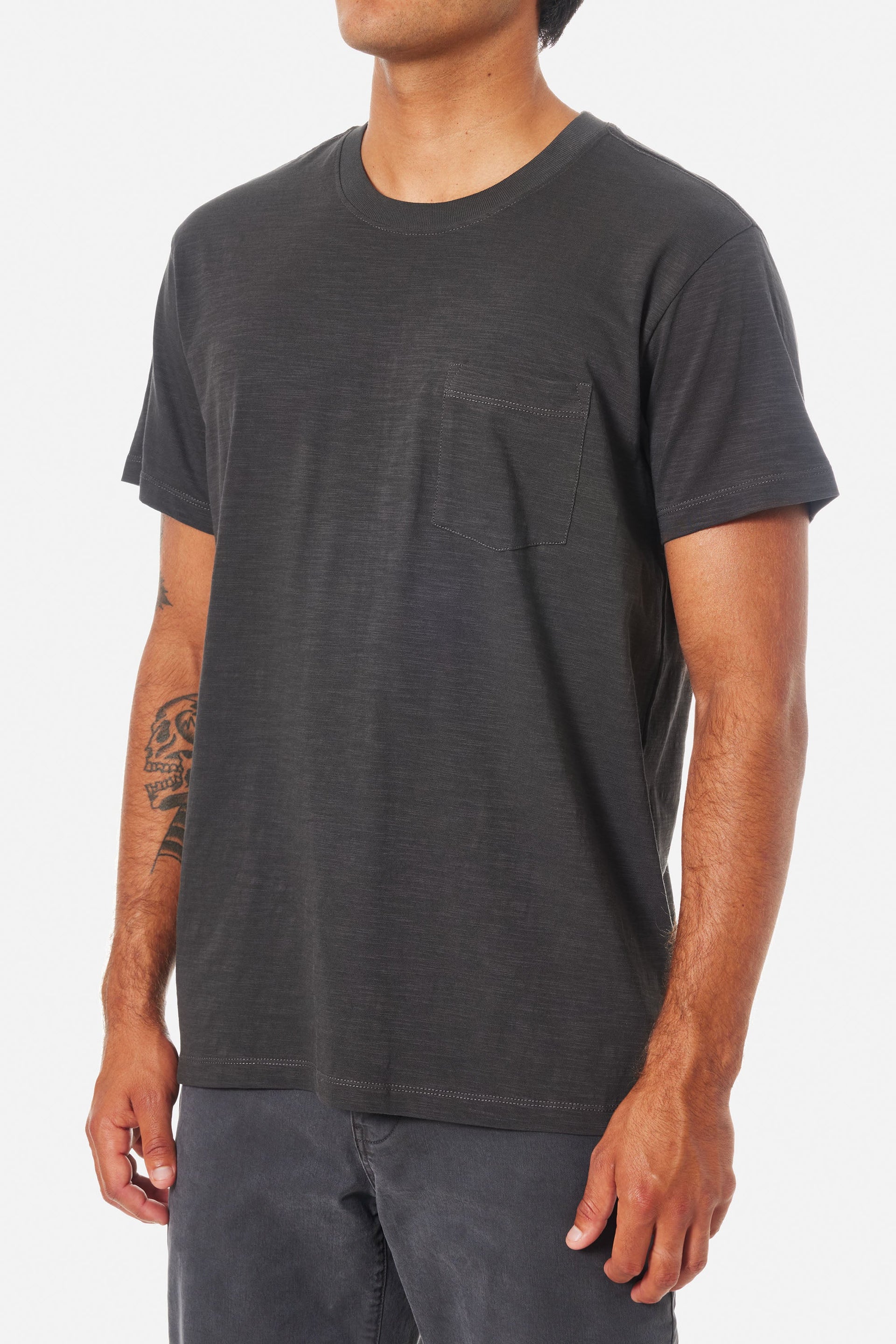 BASE TEE - BLACK
