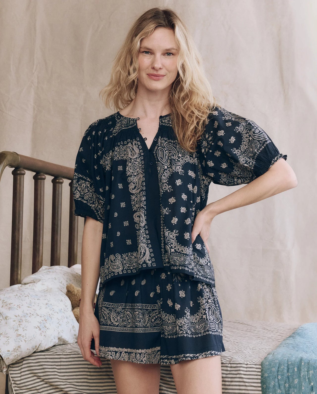 THE SMOCKED SLEEP TOP - BANDANA PATCHWORK