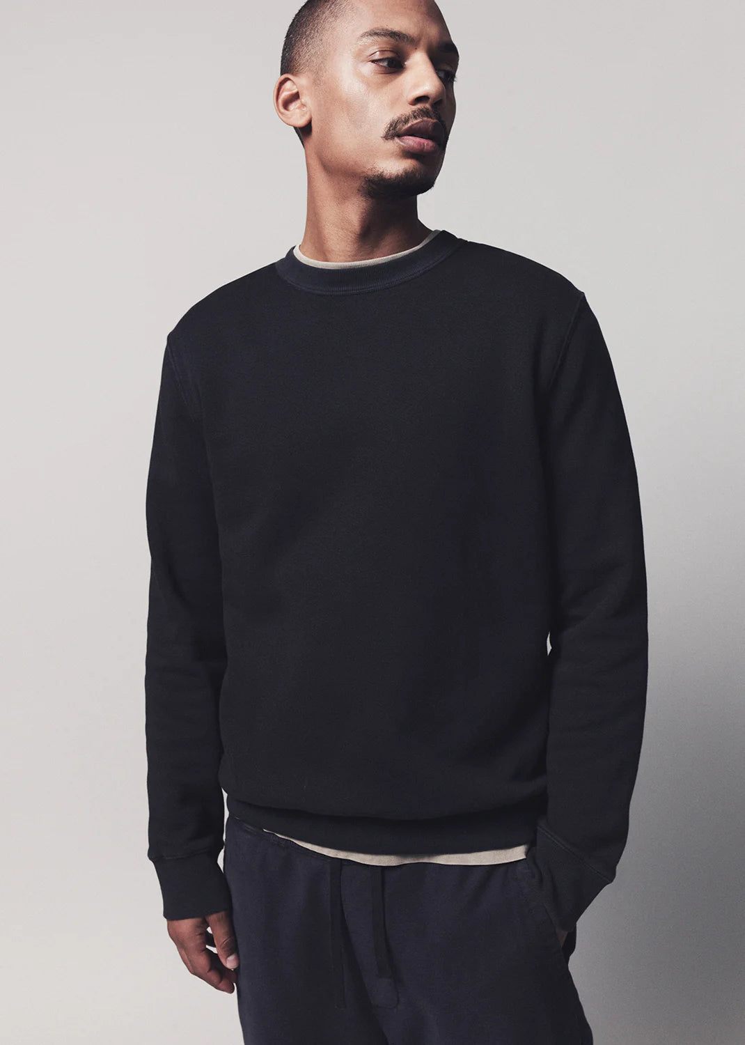 VINTAGE CREWNECK SWEATSHIRT - WASHED BLACK