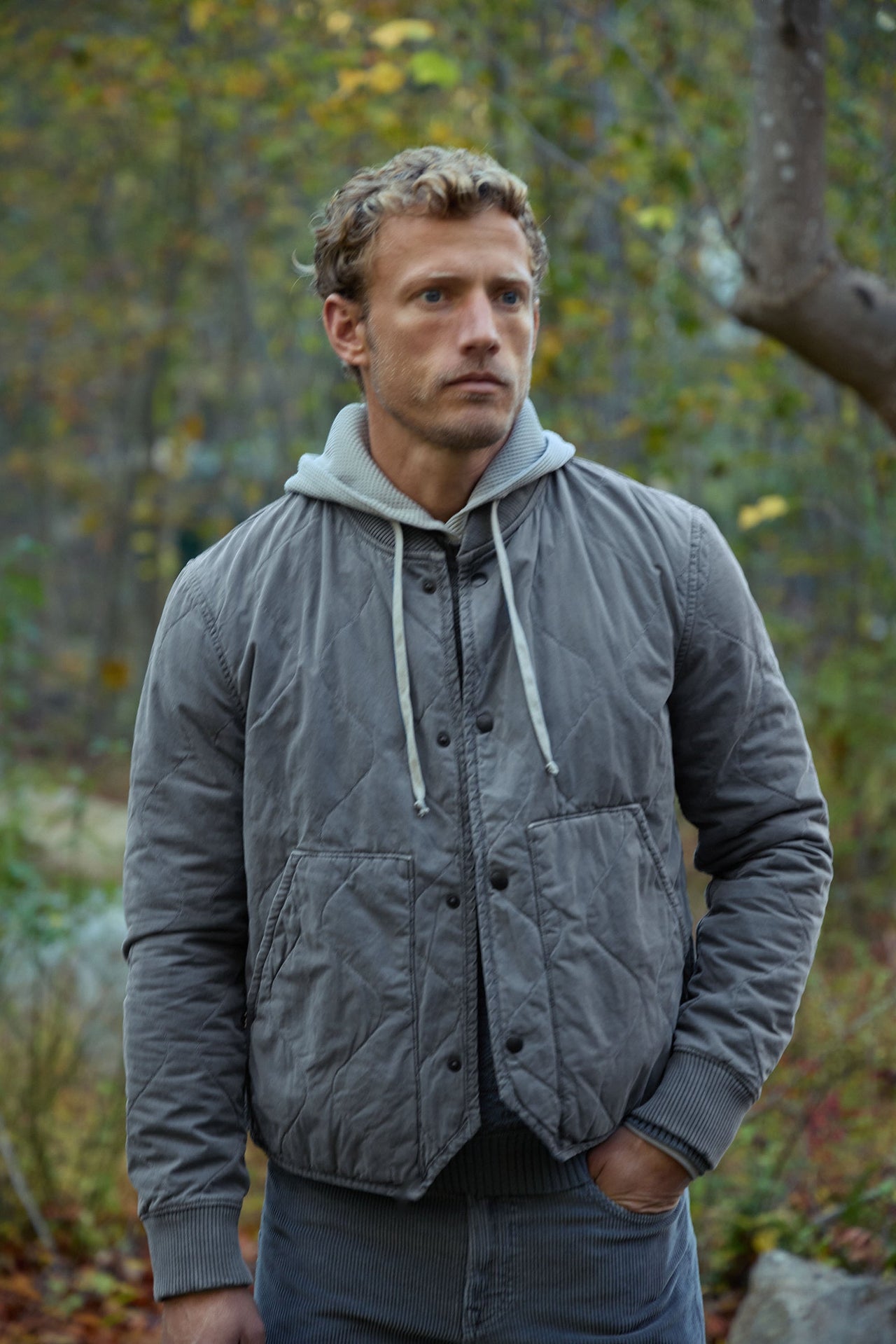 QUILTED BOMBER JACKET - BLACK