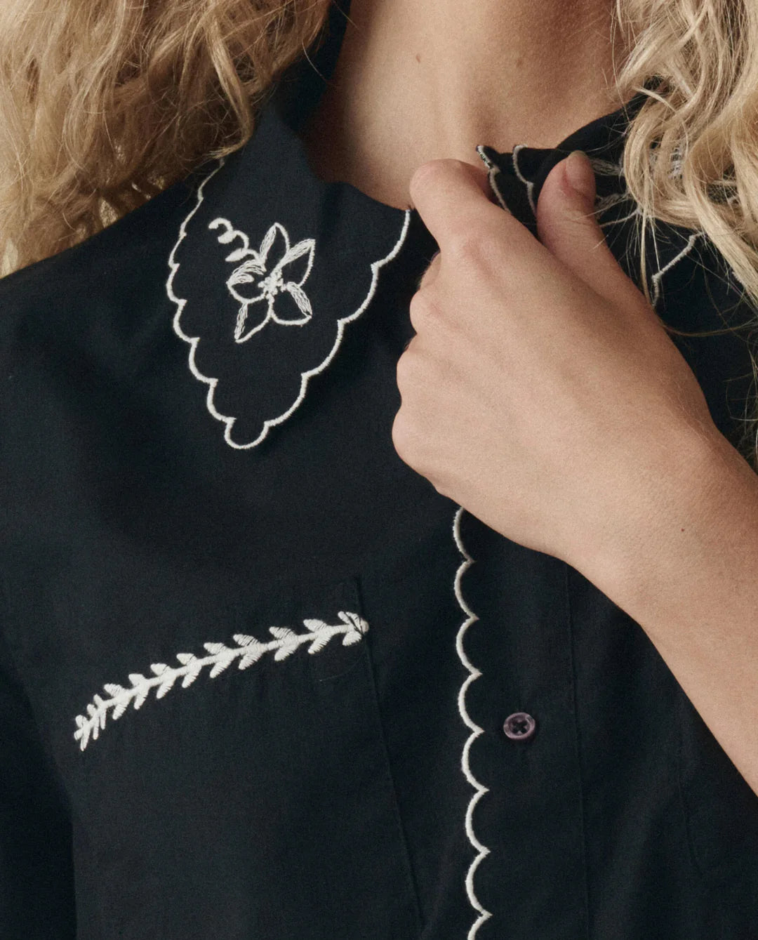 THE BOWLING SHIRT W/ HANKY EMBROIDERY - BLACK
