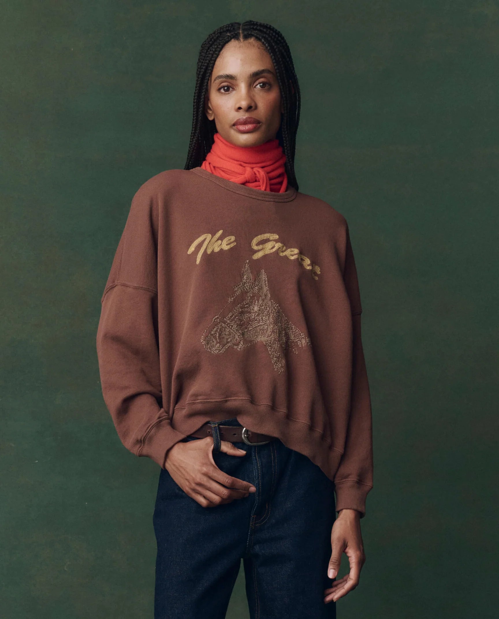 THE TEAMMATE SWEATSHIRT W/ HORSE - UMBER