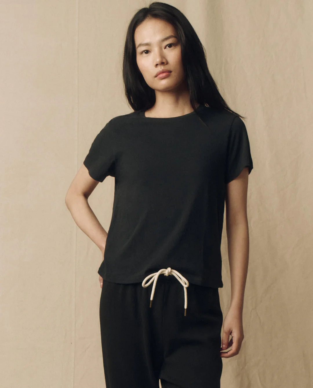 THE LITTLE TEE - ALMOST BLACK