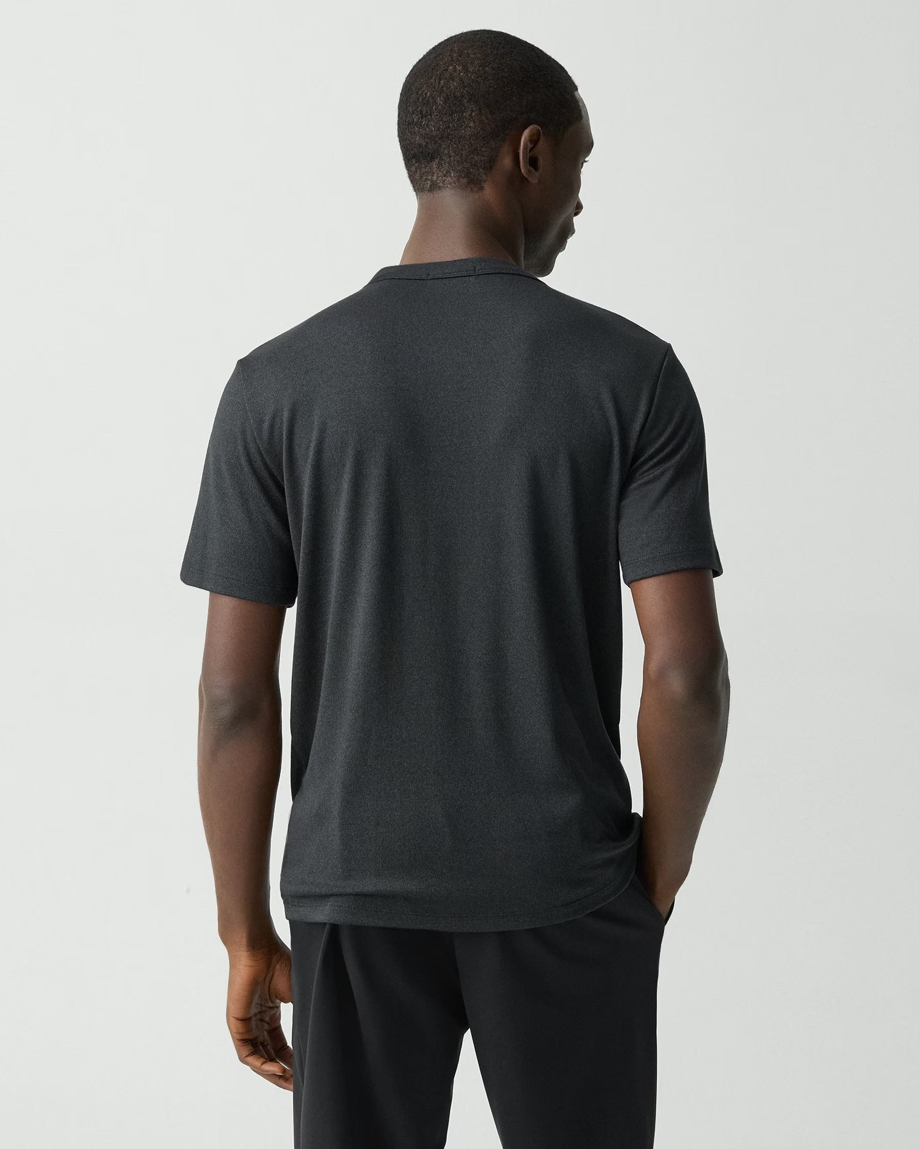 ESSENTIAL TEE - BLACK MULTI