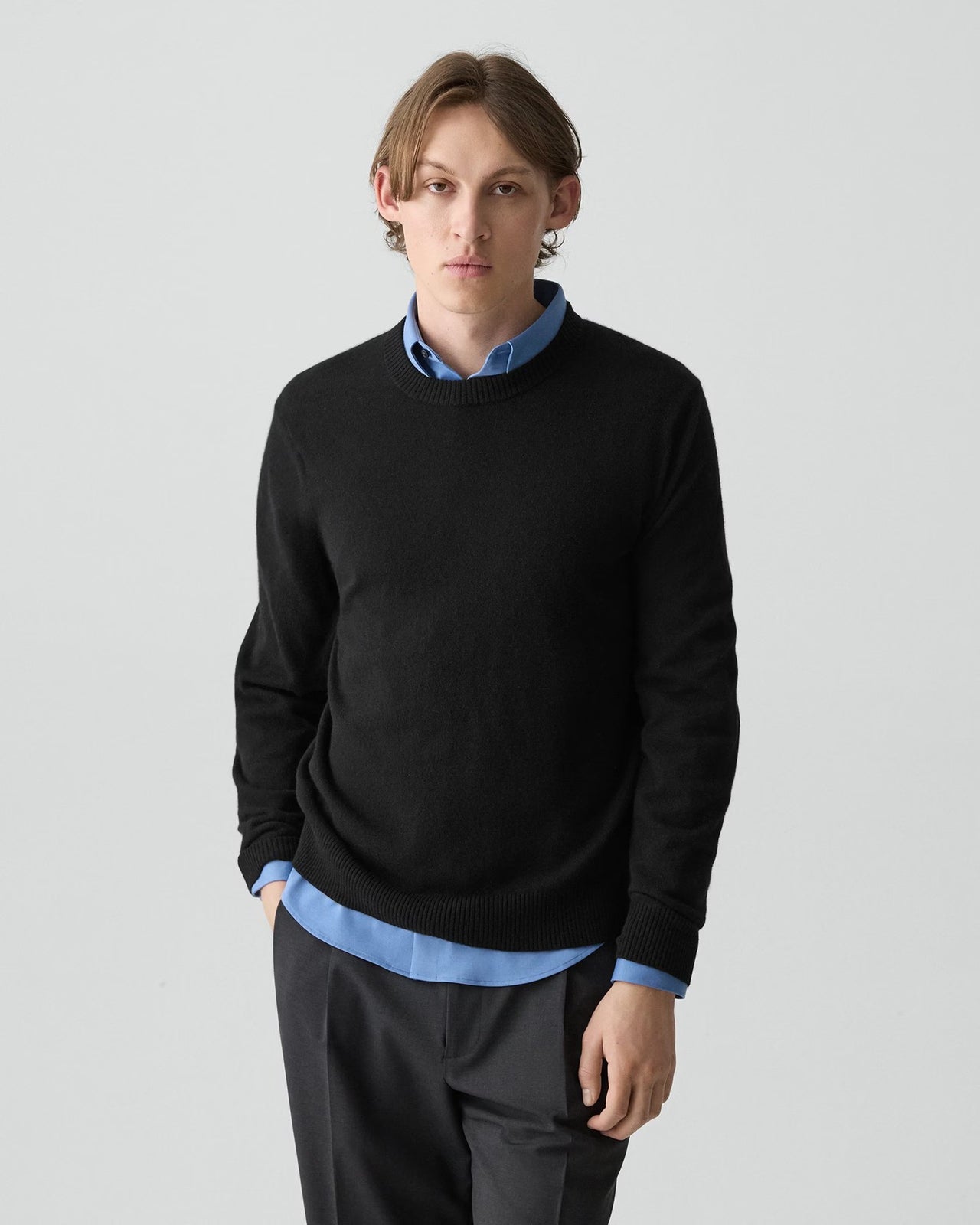 HILLES CASHMERE CREWNECK - BLACK