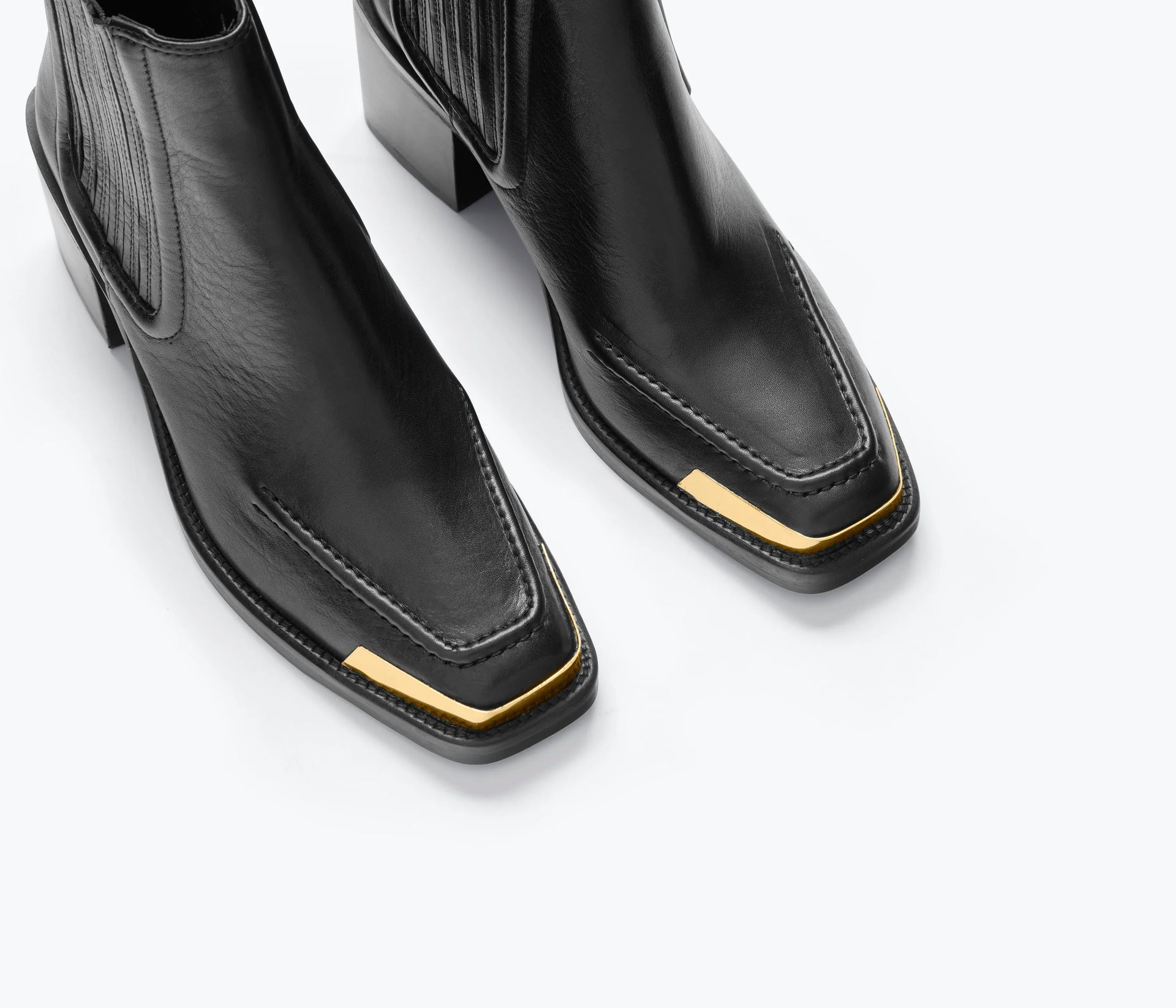 AMELIE LOW BOOT - BLACK CALF