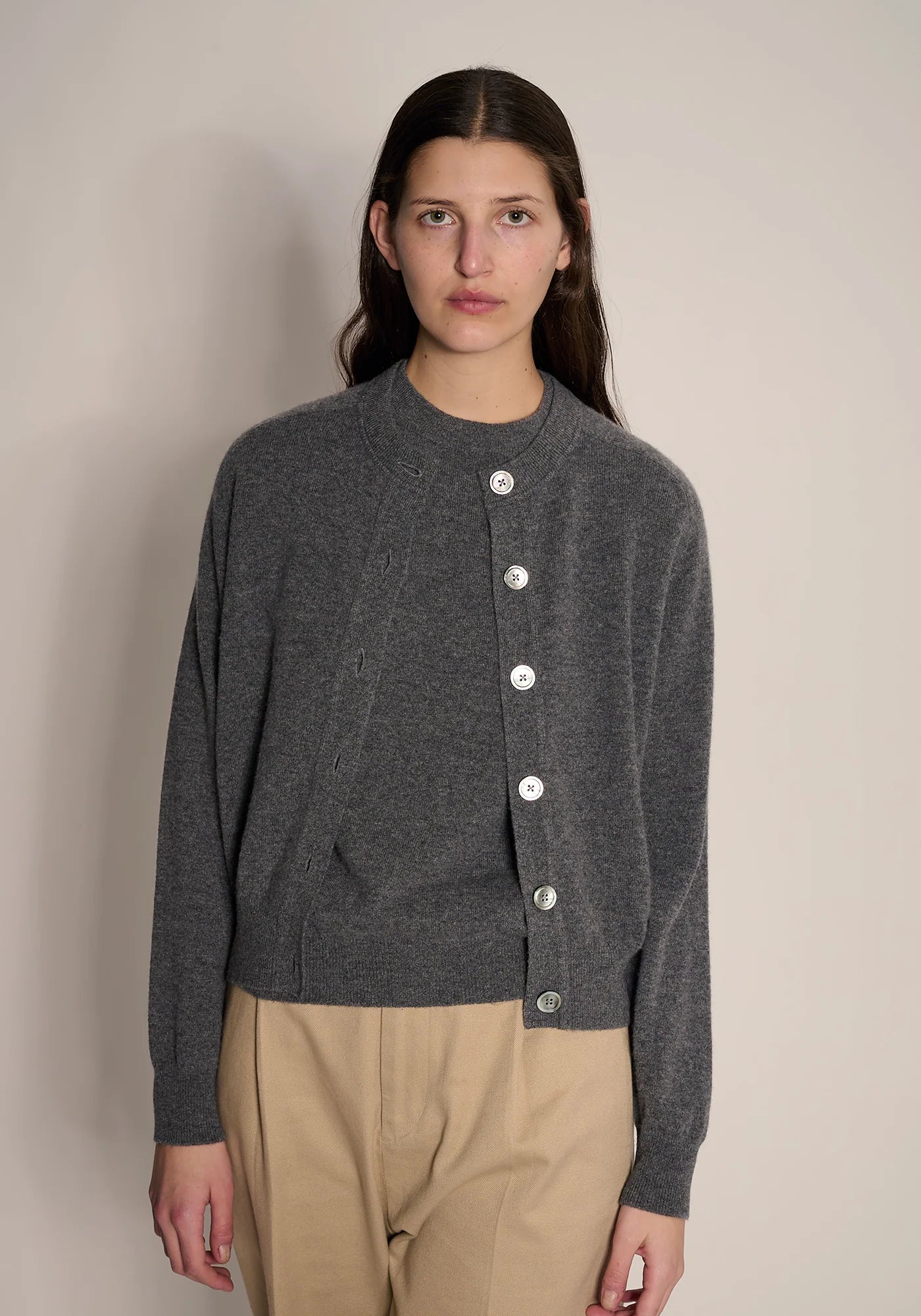 GWEN CASHMERE CARDIGAN - DARK HEATHER GREY