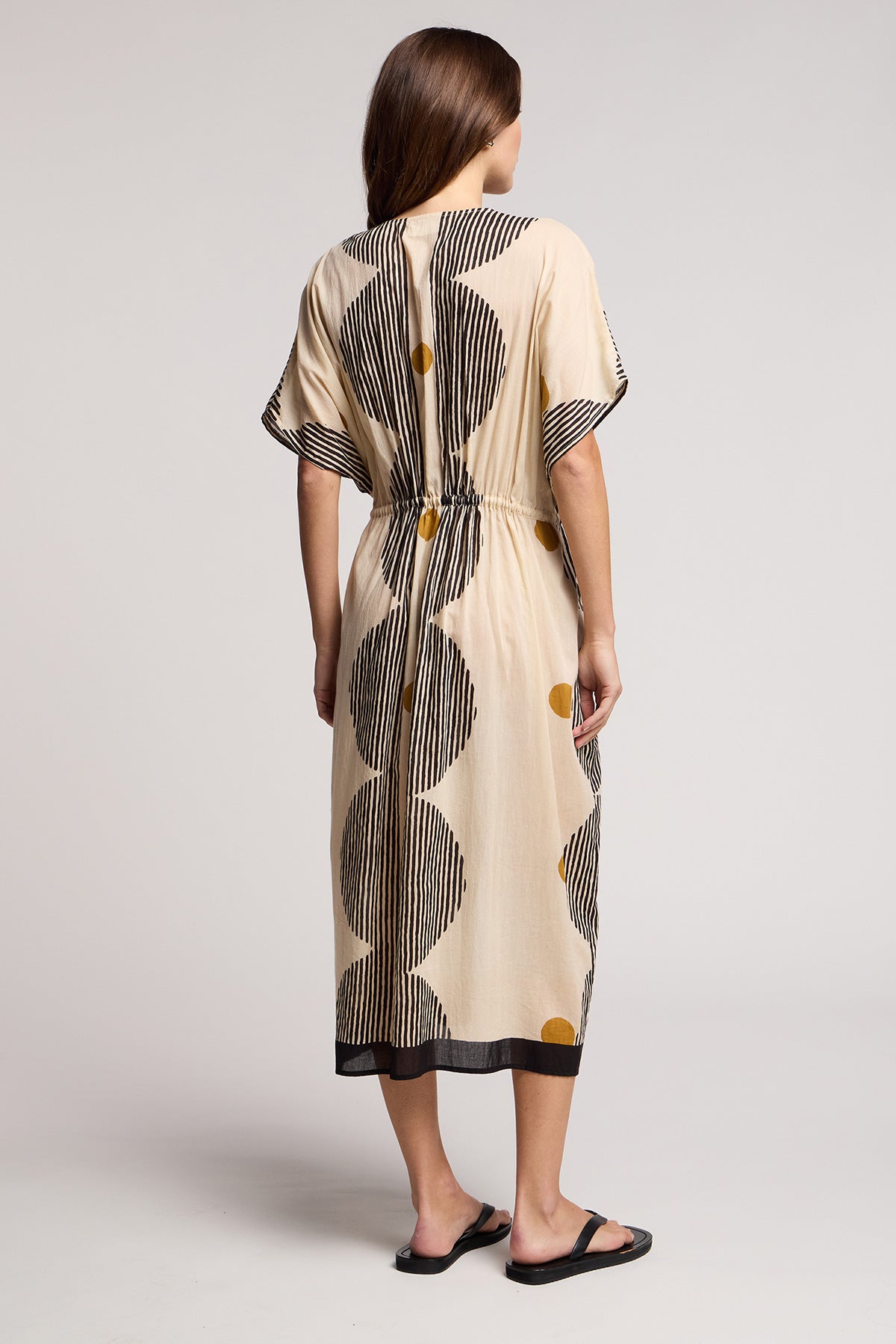 AMIRA COVERUP - NEUTRAL
