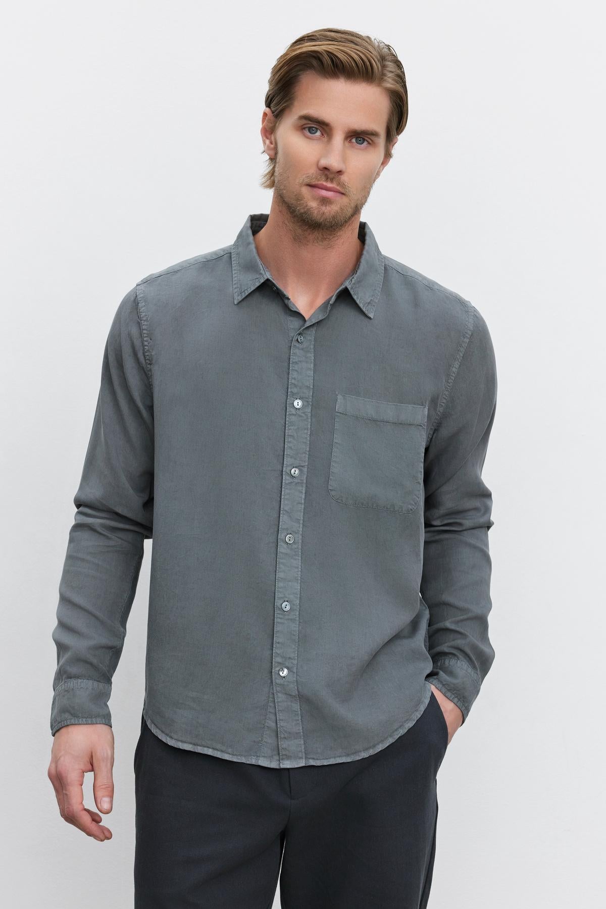 WOLF BUTTON DOWN - ZINC