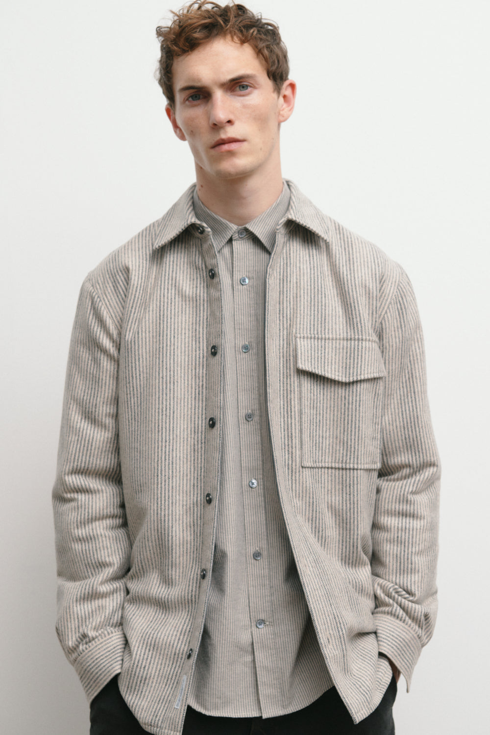 RELAXED BUTTON DOWN - BARLEY