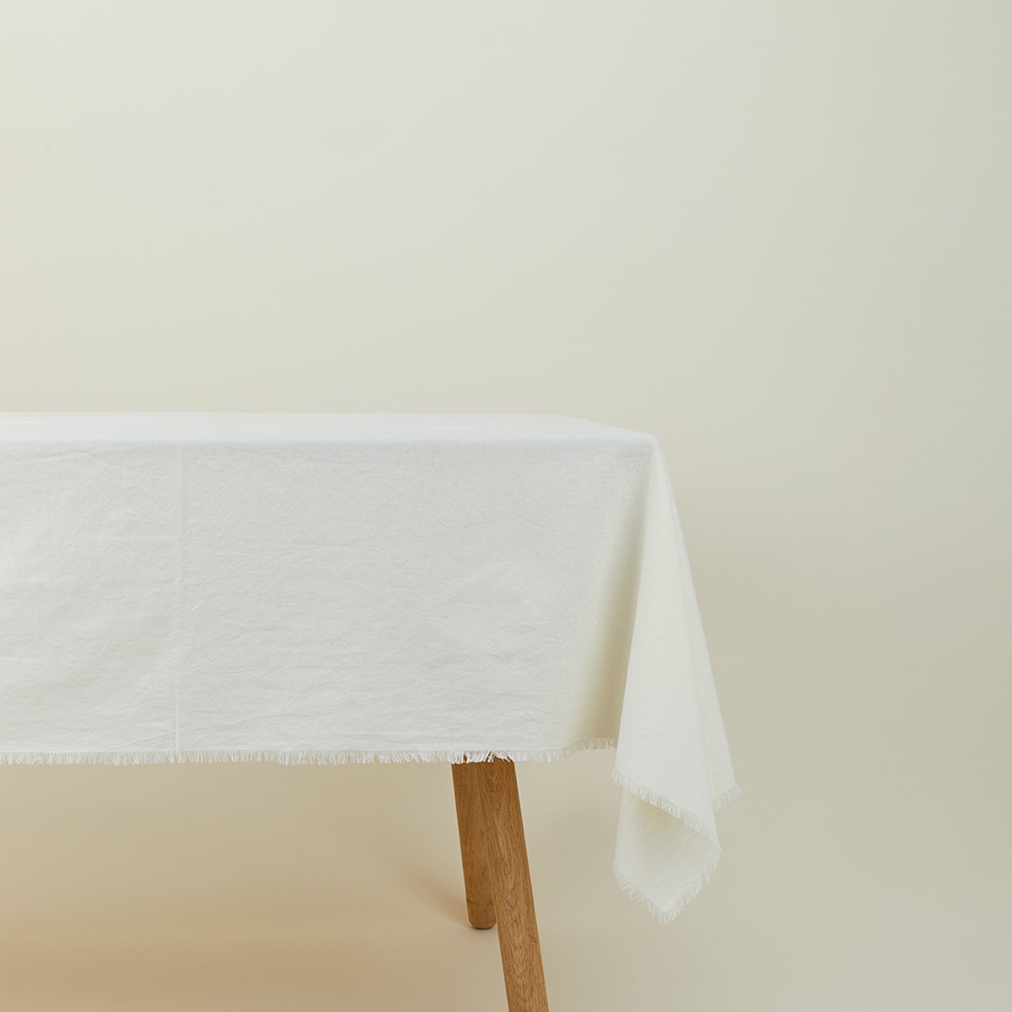 ESSENTIAL TABLECLOTHS - IVORY