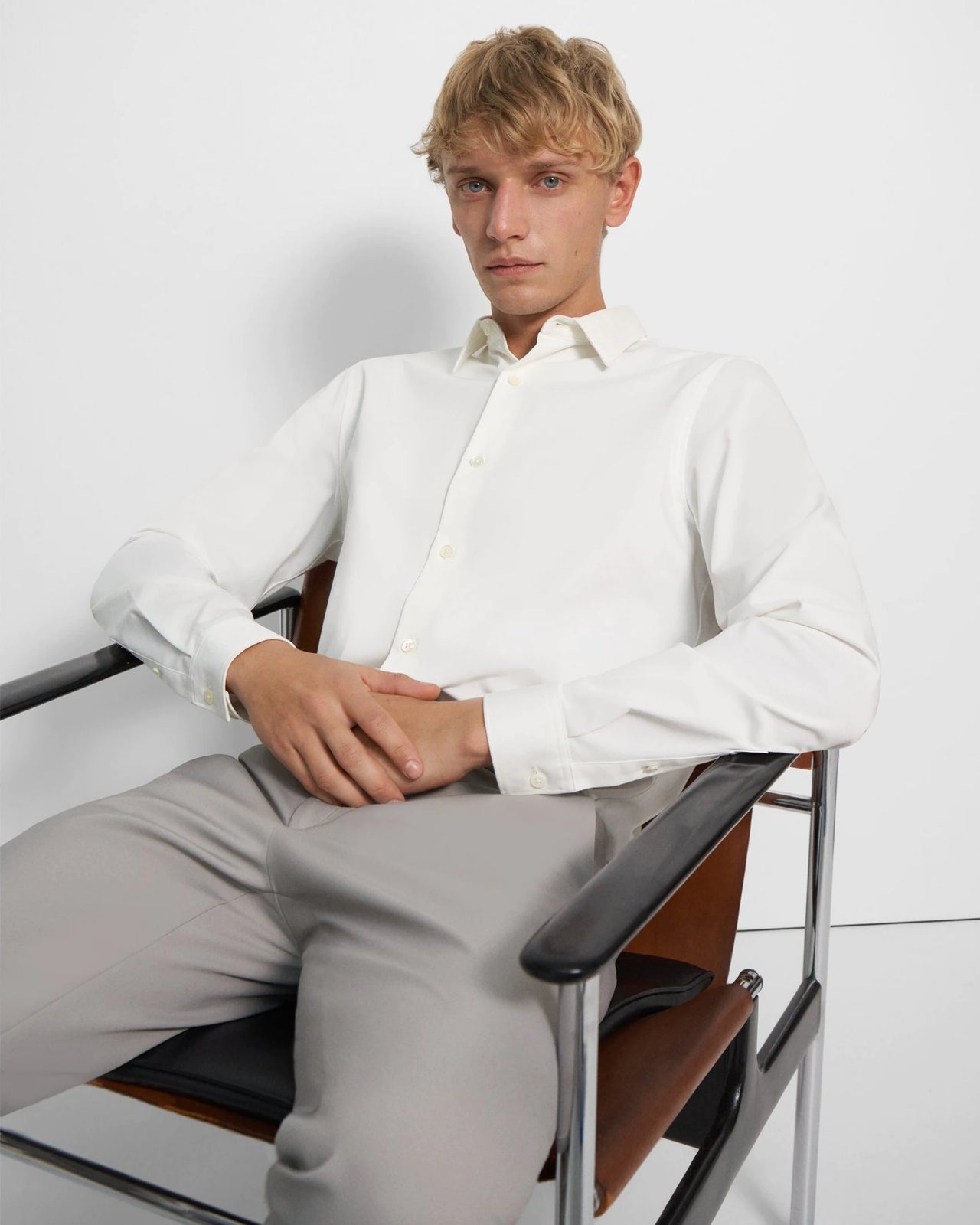 STRUCTURED KNIT TAILORED SHIRT - WHITE